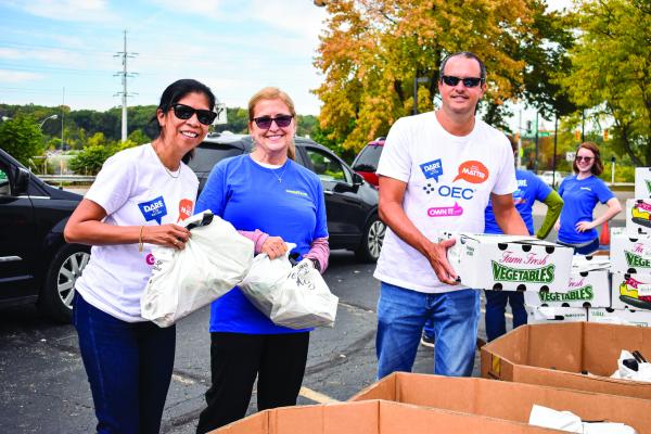 Akron-Canton Regional Foodbank volunteers